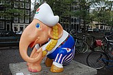 105 dutch lady.jpg